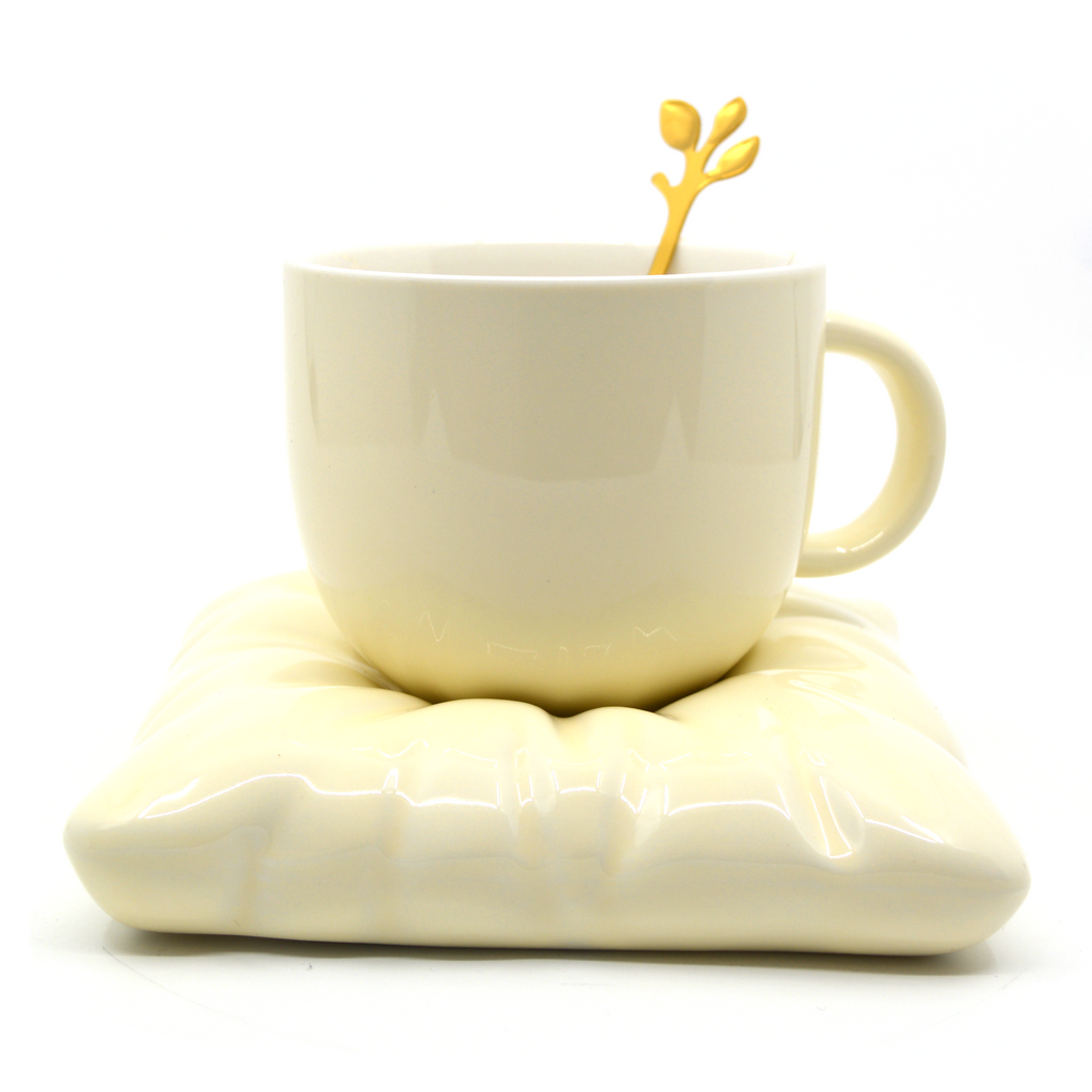 Yellow pillow mug